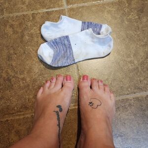 White and Purple Ankle Socks